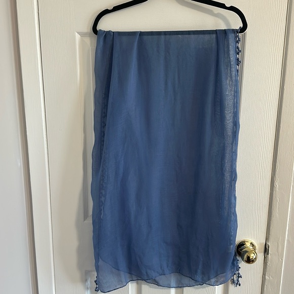 Pom Pom Scarf - Picture 1 of 4